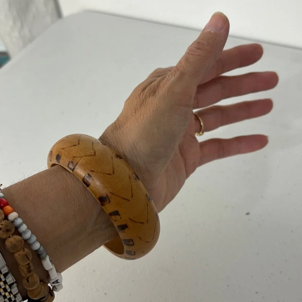 Vtg Wood Bangle Bracelet Boho Indie Festival Earthy Handmade India Women 7.5" - Picture 3 of 8